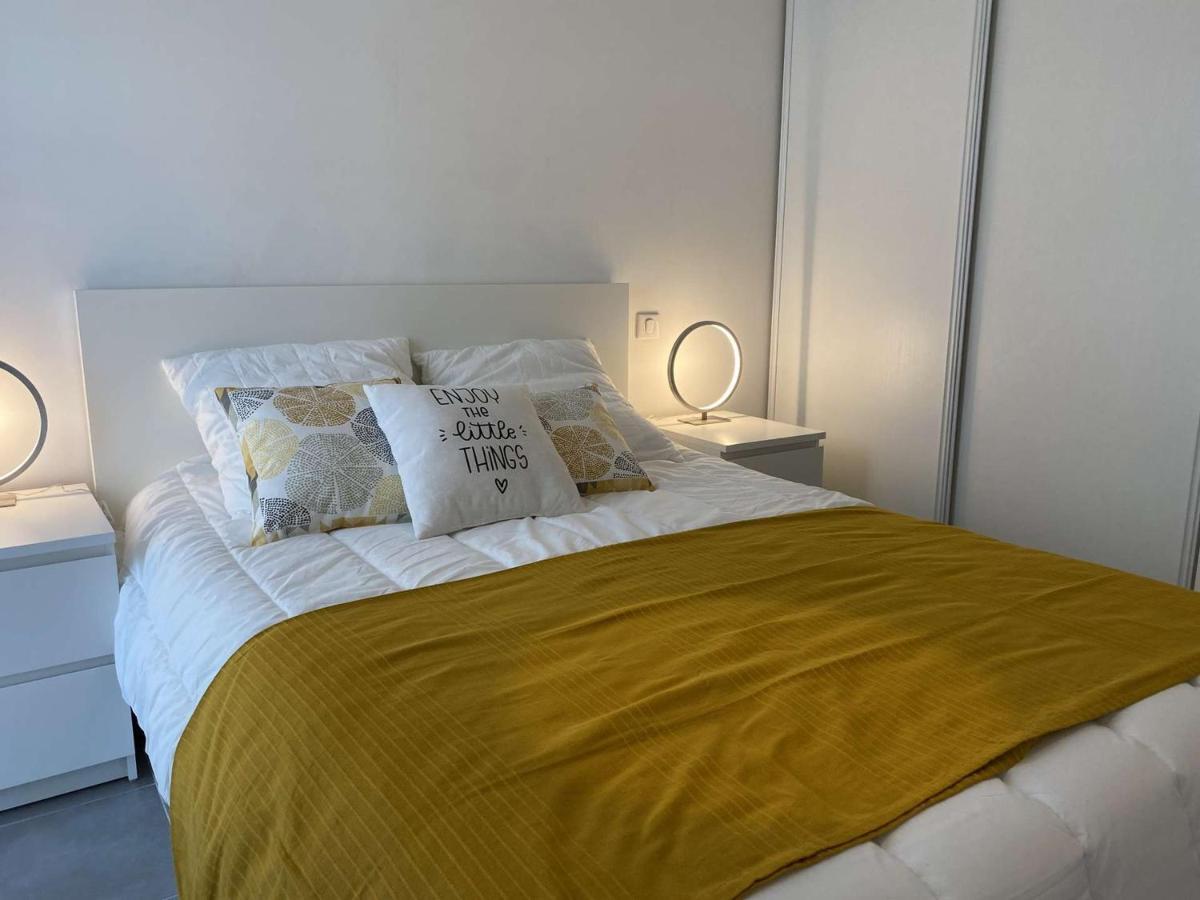 Appartement Climatise 4 Couchages Avec Terrasse Et Parking Securise A Antibes, Proche Port Et Mer - Fr-1-252-180 Exteriör bild