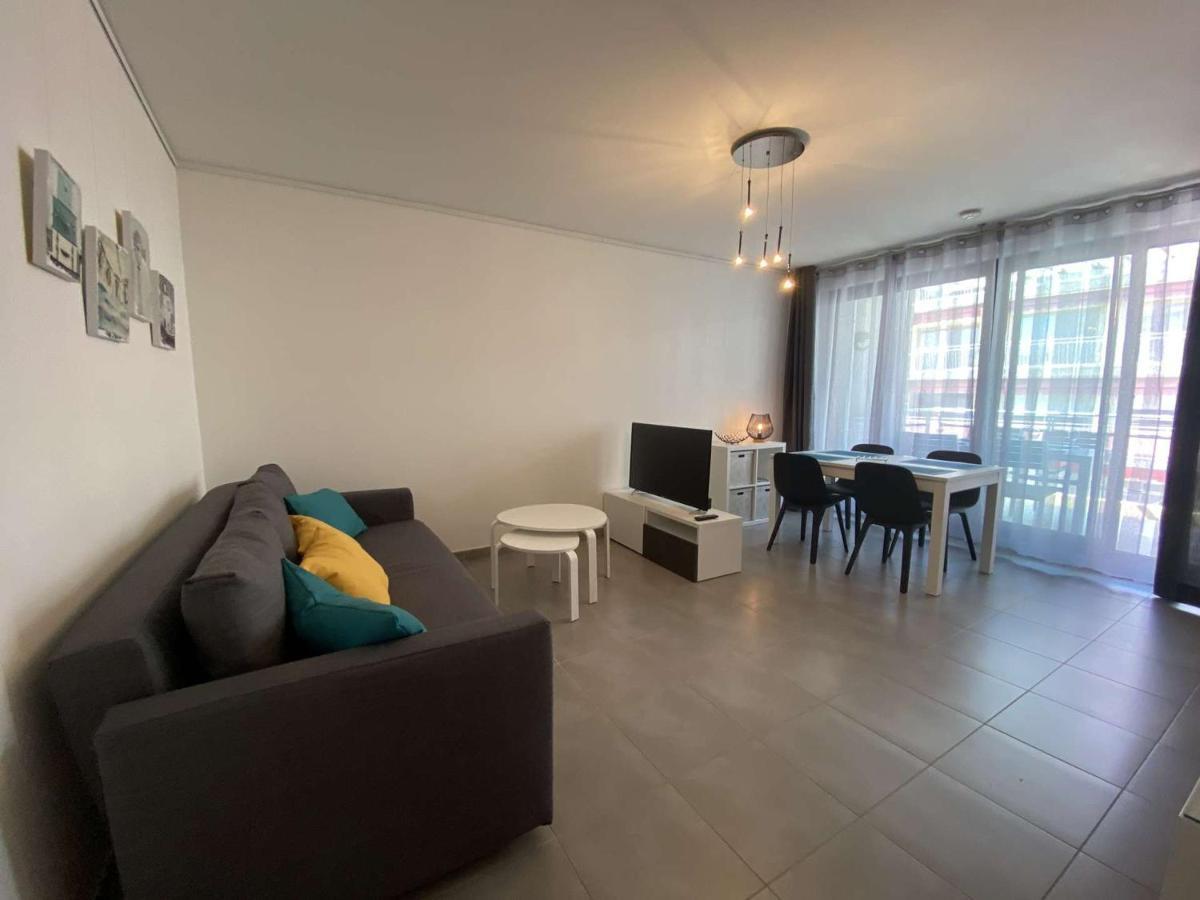 Appartement Climatise 4 Couchages Avec Terrasse Et Parking Securise A Antibes, Proche Port Et Mer - Fr-1-252-180 Exteriör bild